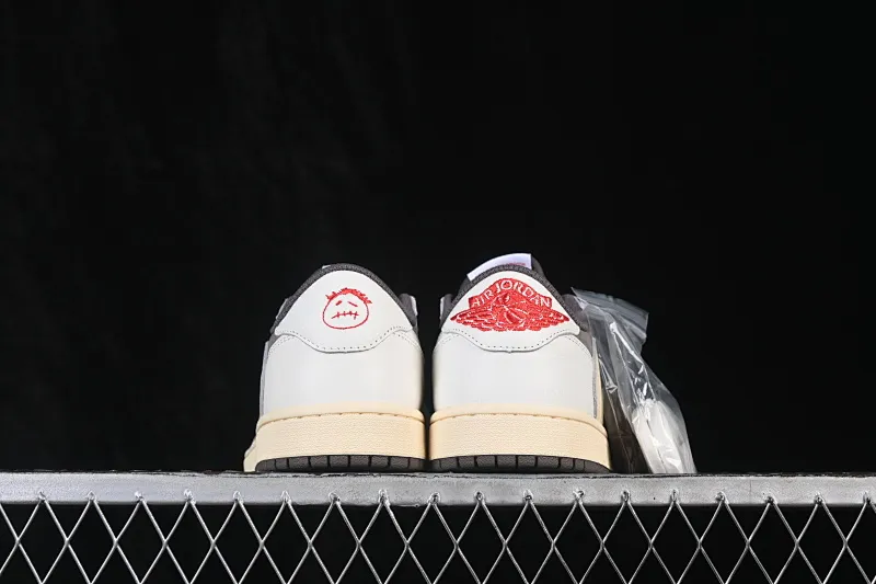 All categories Air Jordan Jordan series basketball shoes Air Jordan 1 Low ZG version Travis Scott x Air Jordan 1 Low OG AJ1 Joe 1 undercut low top full head layer DM7866-162